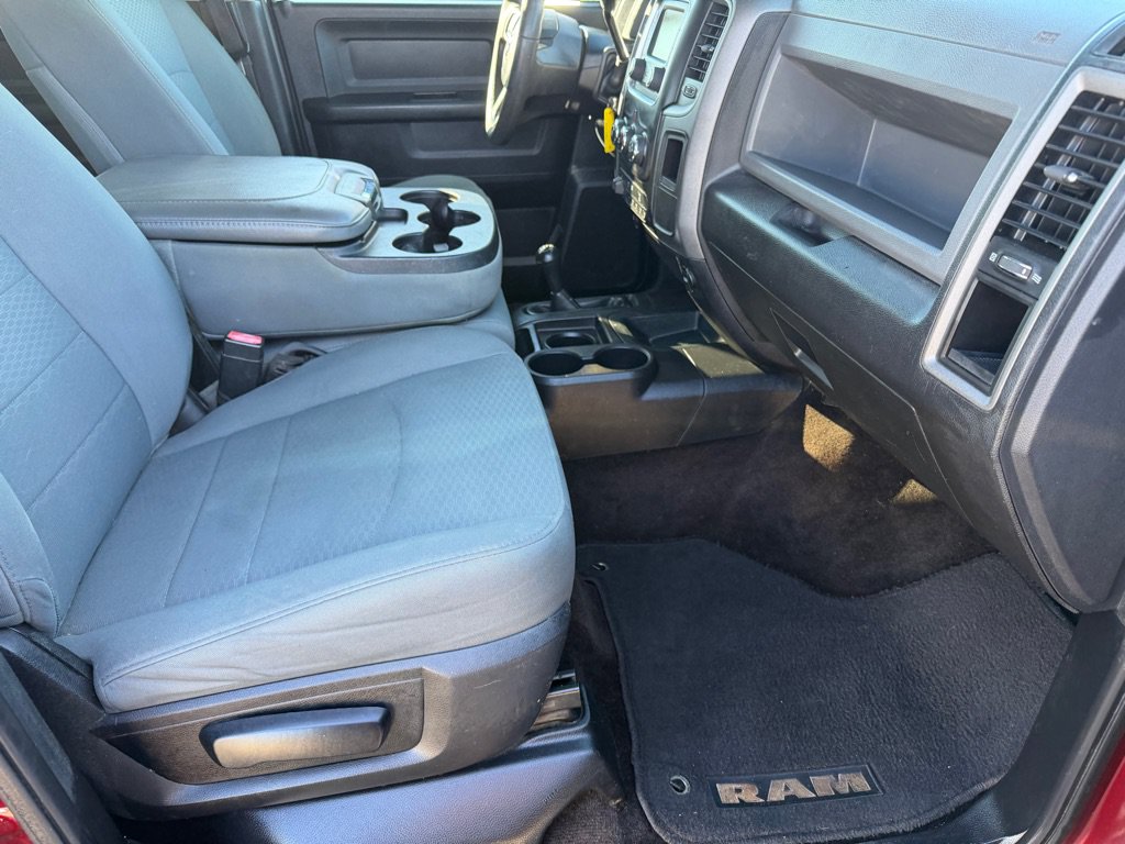 Used 2016 RAM 2500 Tradesman w/ Chrome Appearance Group AWD/4WD image 11