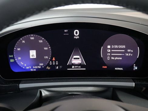 Used 2025 Porsche Macan 4S Electric image 25