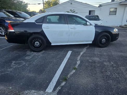 Used 2014 Chevrolet Impala Police FWD image 3