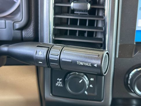 Certified 2019 Ford F350 XLT w/ XLT Premium Package AWD/4WD image 20