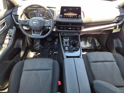 New 2026 Nissan Rogue SV FWD image 11