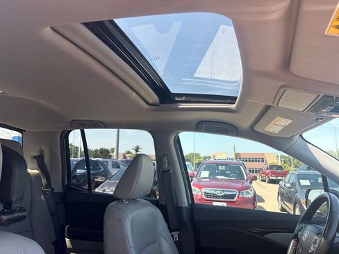 Used 2017 Honda Ridgeline RTL-E image 31
