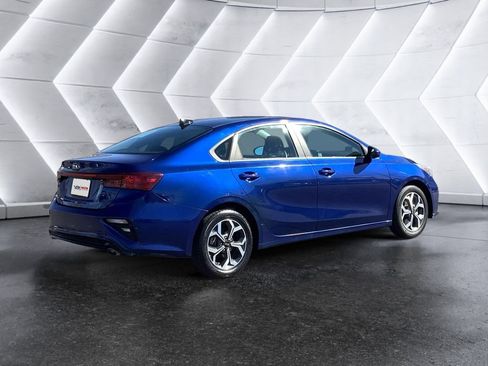 Used 2021 Kia Forte LXS image 4