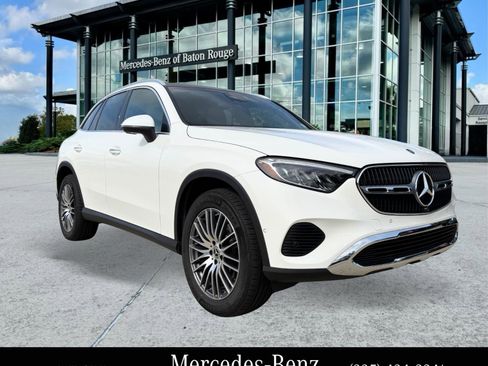 Certified 2025 Mercedes-Benz GLC 300 image 1