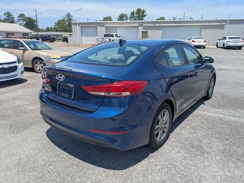 Used 2018 Hyundai Elantra SEL FWD image 4