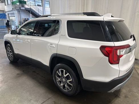 Used 2023 GMC Acadia SLT w/ Preferred Package FWD image 6