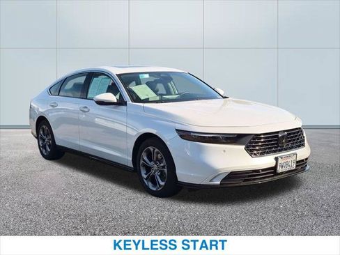 Certified 2025 Honda Accord EX-L image 4