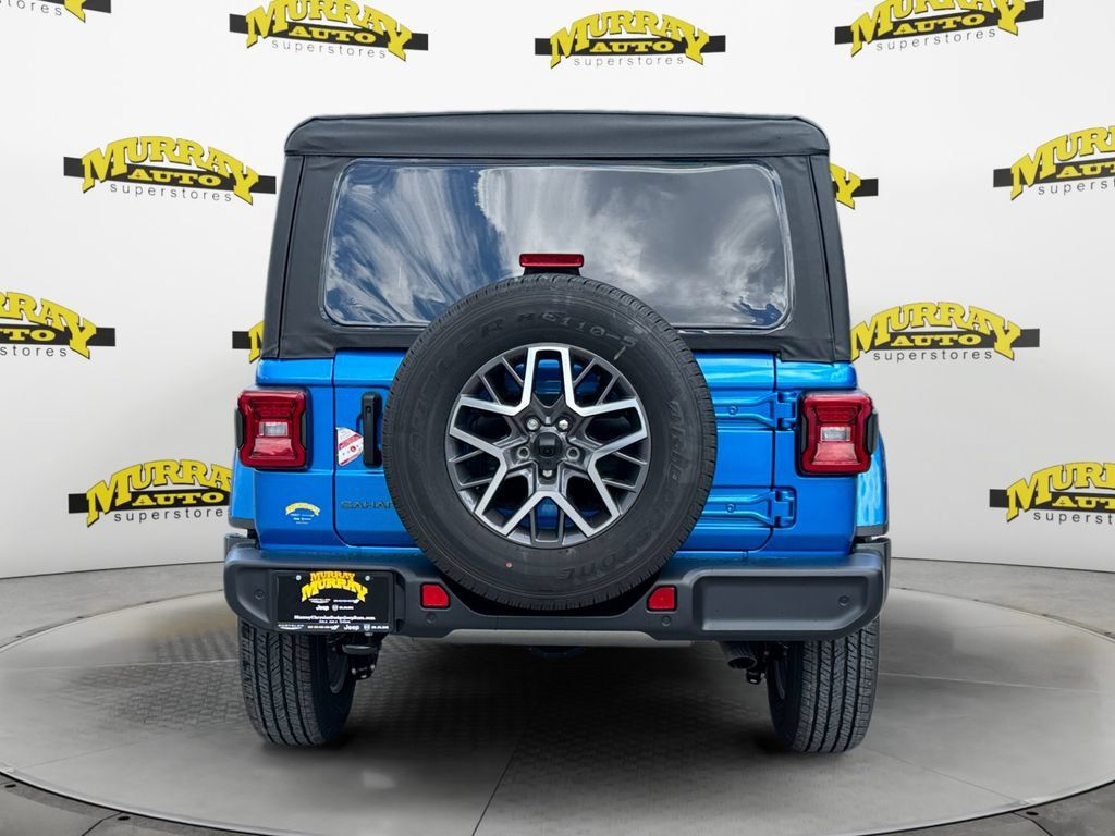 New 2025 Jeep Wrangler Unlimited Sahara AWD/4WD image 4
