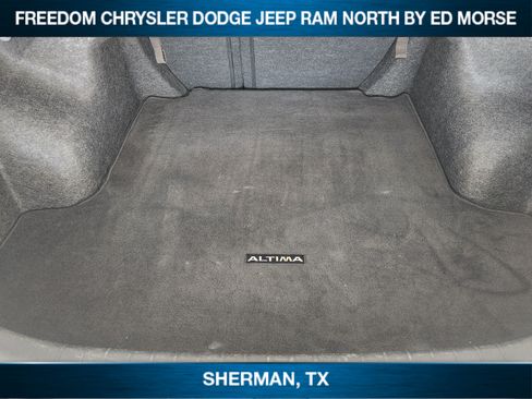 Used 2025 Nissan Altima 2.5 SV FWD image 21