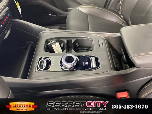 New 2026 Jeep Cherokee Limited AWD/4WD image 24
