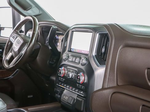Used 2022 GMC Sierra 3500 Denali image 28