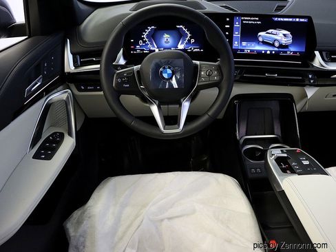 New 2026 BMW X1 xDrive28i w/ Technology Package image 15