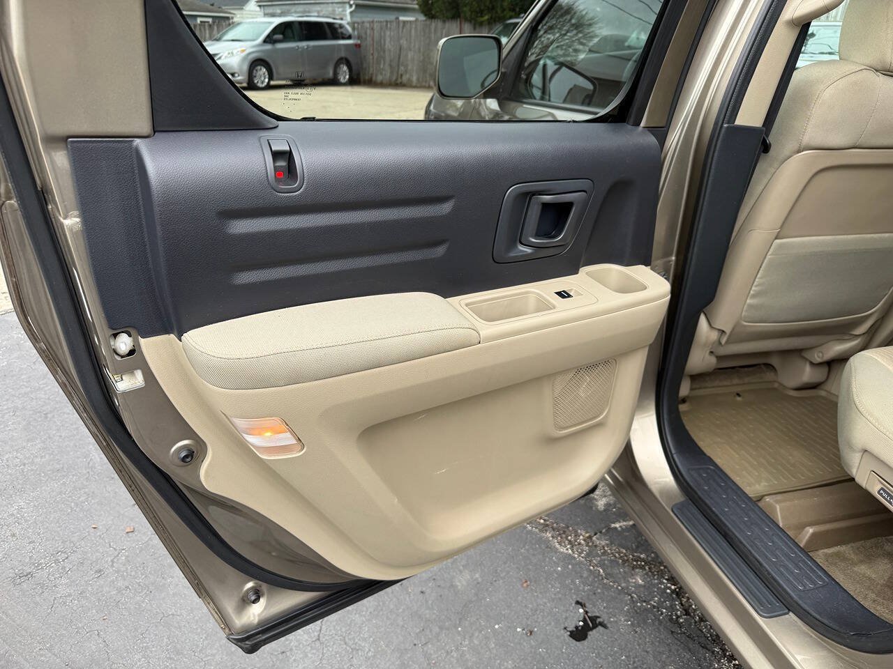 Used 2011 Honda Ridgeline RTS image 28