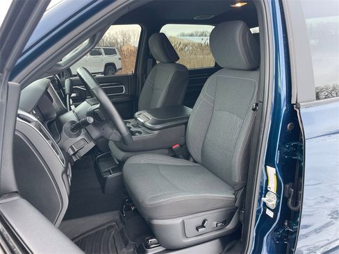 Used 2024 RAM 2500 Big Horn w/ Night Edition image 9