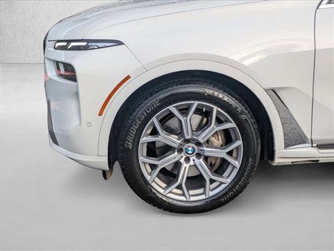 Used 2023 BMW X7 xDrive40i image 26