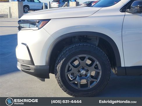 New 2025 Honda Pilot TrailSport image 5