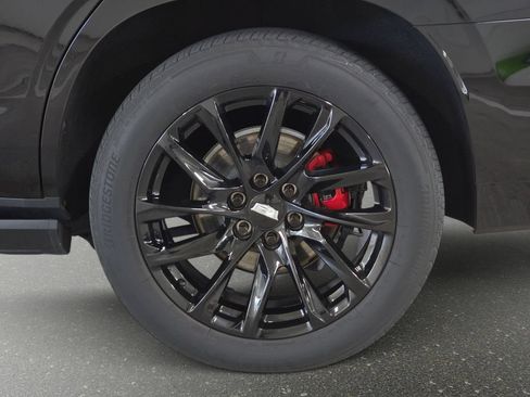 Used 2023 Cadillac Escalade Sport Platinum w/ LPO, ONYX Package AWD/4WD image 32