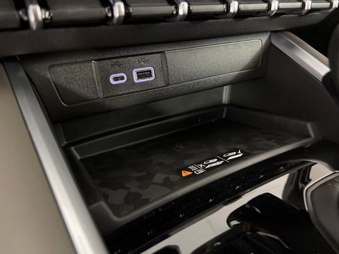 New 2026 Chevrolet Colorado ZR2 w/ Off-Road Front Bumper Package image 25