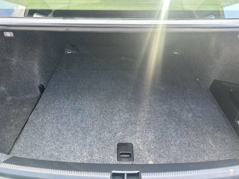 Used 2014 Volkswagen Passat TDI SE image 7