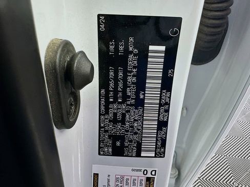 Certified 2024 Toyota 4Runner SR5 RWD image 29