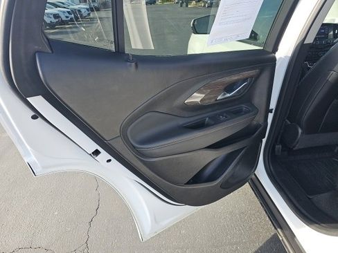 Used 2022 GMC Terrain Denali image 6