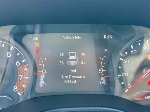 Used 2023 Jeep Compass Limited AWD/4WD image 11