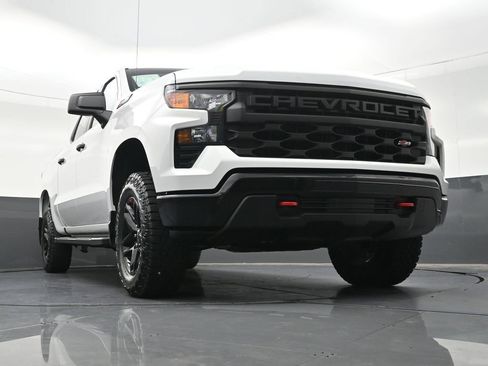 Used 2025 Chevrolet Silverado 1500 Custom Trail Boss AWD/4WD image 29