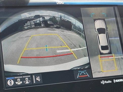 Used 2018 Toyota Camry XLE w/ Driver Assist Package FWD image 10