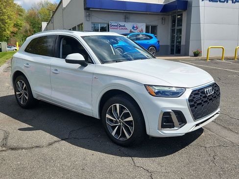 Used 2024 Audi Q5 2.0T Premium w/ Convenience Package AWD/4WD image 4