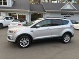 Used 2018 Ford Escape SE image 2