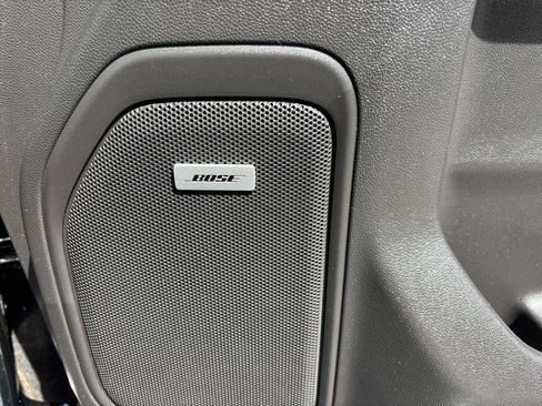 Used 2022 GMC Sierra 1500 SLT w/ SLT Premium Plus Package AWD/4WD image 21