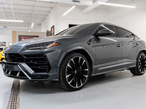 Used 2019 Lamborghini Urus image 4