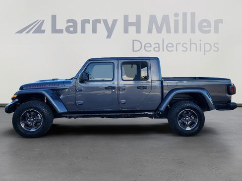 Used 2021 Jeep Gladiator Rubicon w/ Cold Weather Group image 3