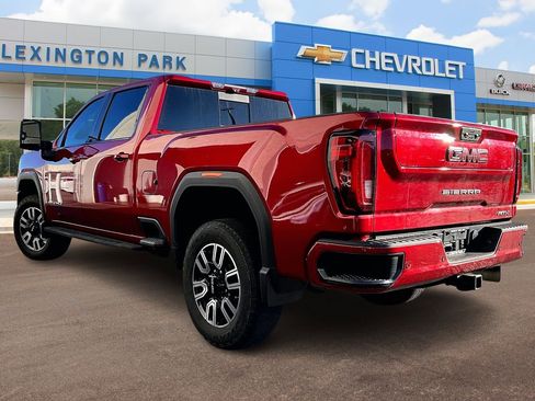 Used 2022 GMC Sierra 2500 AT4 w/ AT4 Premium Plus Package image 3