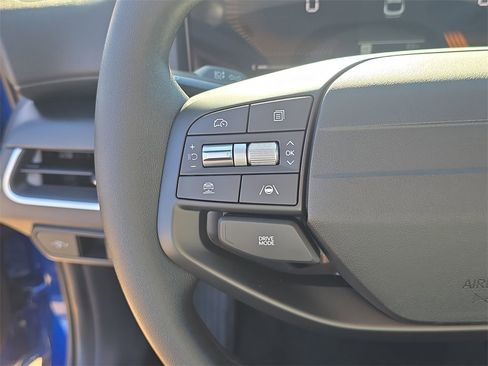 New 2025 Kia K4 LXS image 32