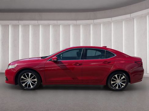 Used 2017 Acura TLX image 2