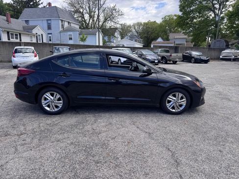 Used 2019 Hyundai Elantra SEL FWD image 4