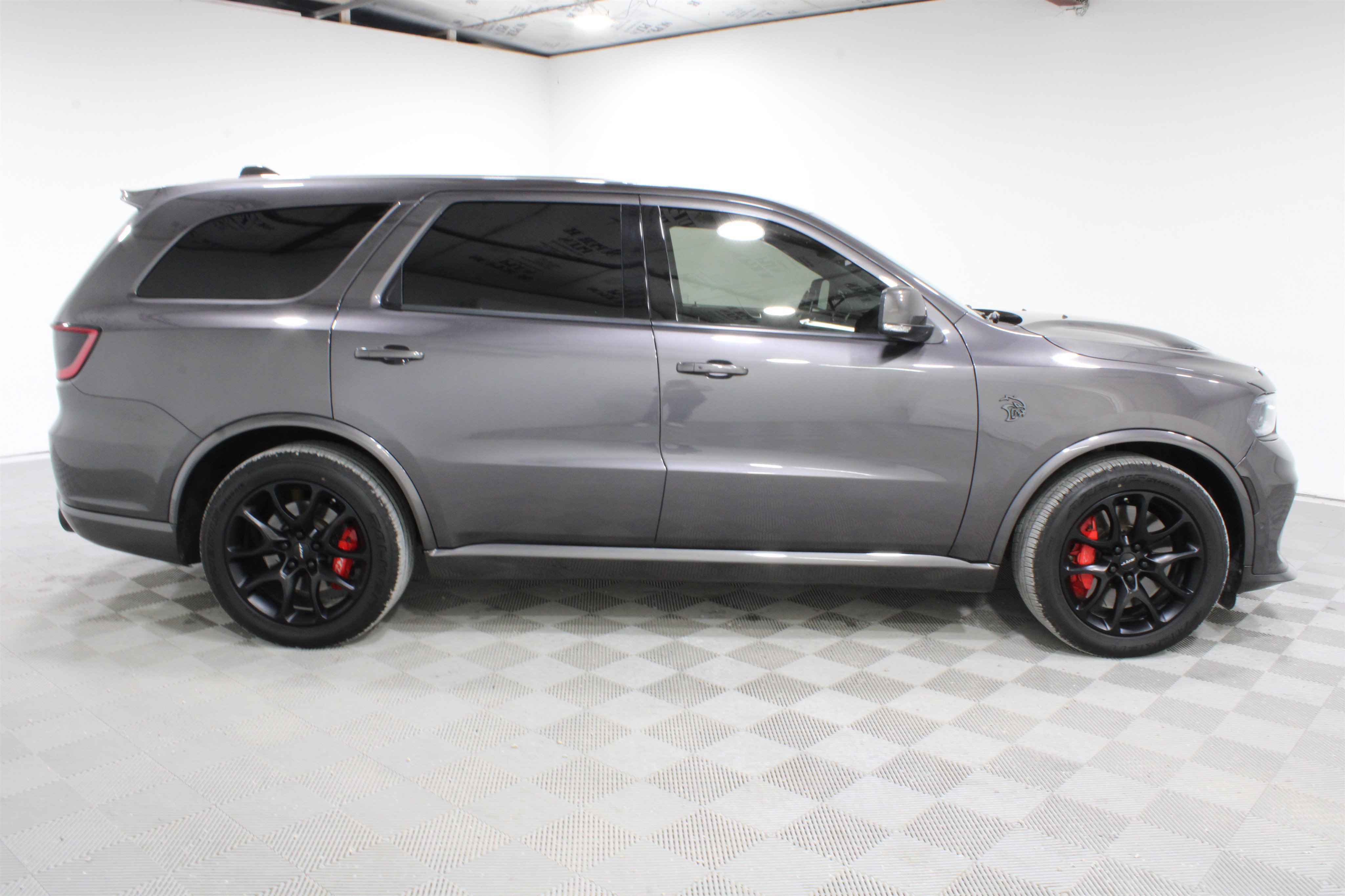 Used 2021 Dodge Durango SRT Hellcat w/ Technology Group AWD/4WD image 31