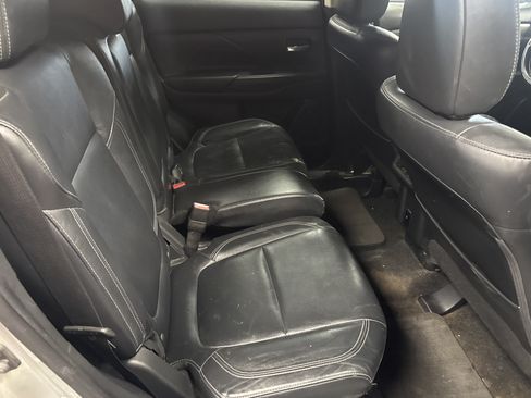 Used 2020 Mitsubishi Outlander SEL AWD/4WD image 13