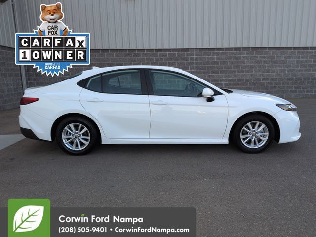 Used 2025 Toyota Camry LE FWD image 2