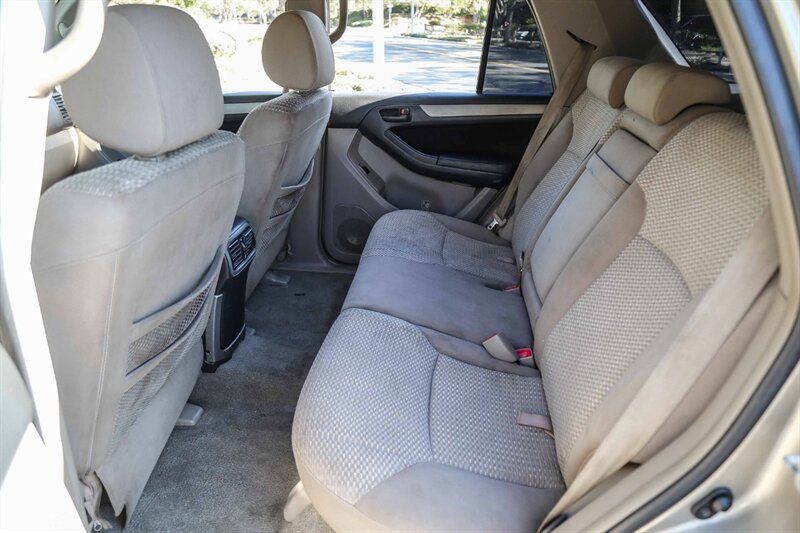 Used 2006 Toyota 4Runner SR5 RWD image 45