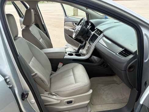 Used 2012 Ford Edge SEL image 28