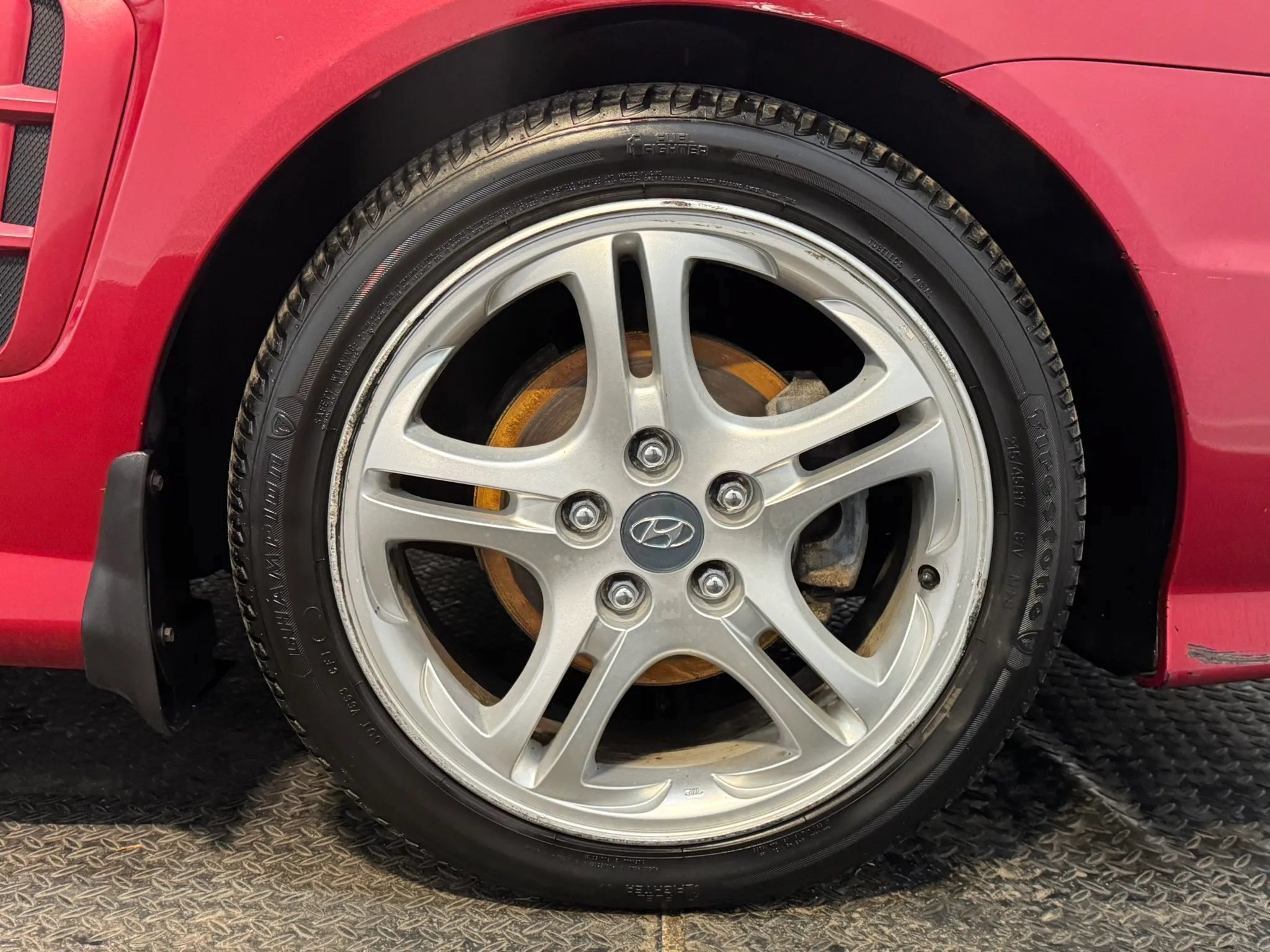 Used 2005 Hyundai Tiburon GT FWD image 26