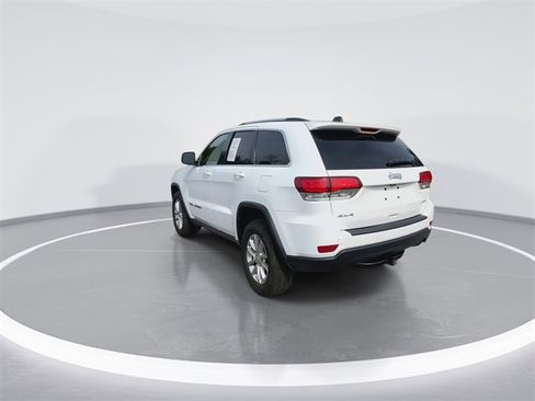 Used 2021 Jeep Grand Cherokee Laredo image 8