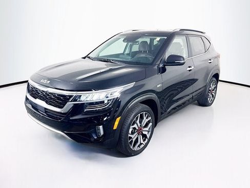 Certified 2023 Kia Seltos SX w/ SX Sunroof Package AWD/4WD image 1