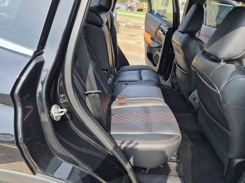 Used 2022 Mitsubishi Outlander SEL FWD image 12