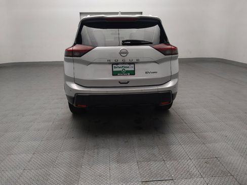 Used 2024 Nissan Rogue SV w/ SV Premium Package AWD/4WD image 6