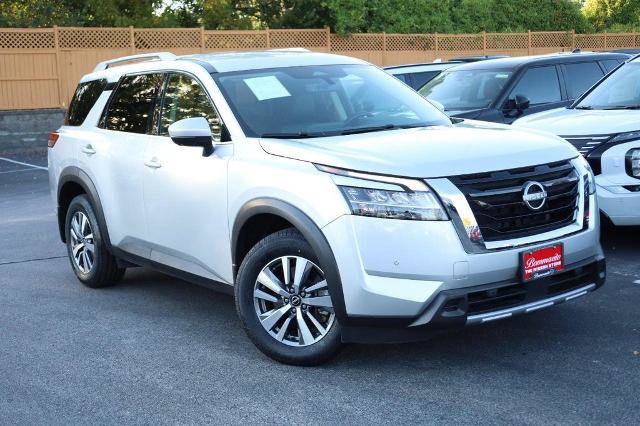 Certified 2023 Nissan Pathfinder SL AWD/4WD image 2