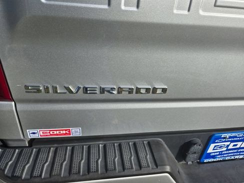 Used 2021 Chevrolet Silverado 1500 RST AWD/4WD image 34