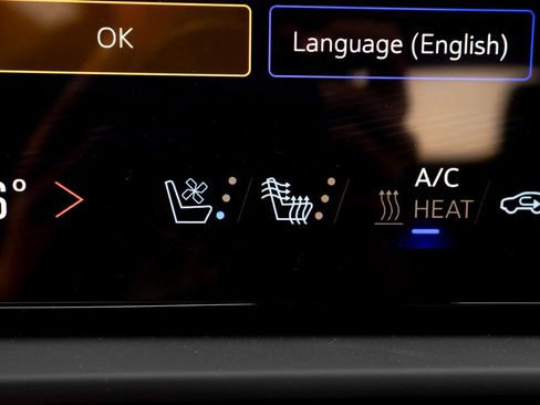 New 2025 Chevrolet Silverado EV LT image 29